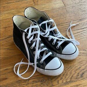 Black high top Converse